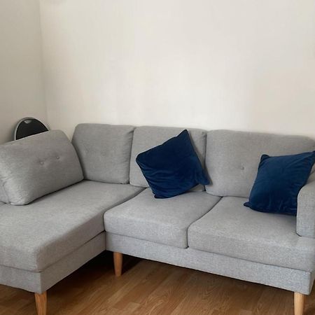 לונדון 4 Bedroom House In Turnpike Lane/Wood Green מראה חיצוני תמונה